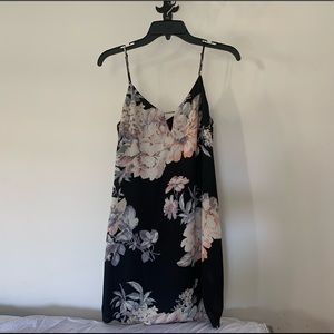 Socialite black floral shift dress